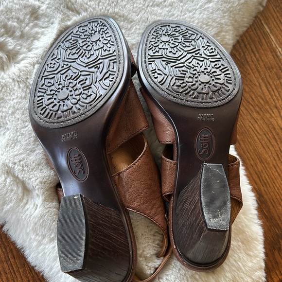 Nwob. Sofft sandals - Picture 5 of 8